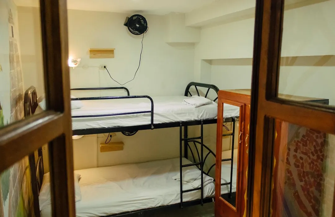 Hostal De La Fuente-1